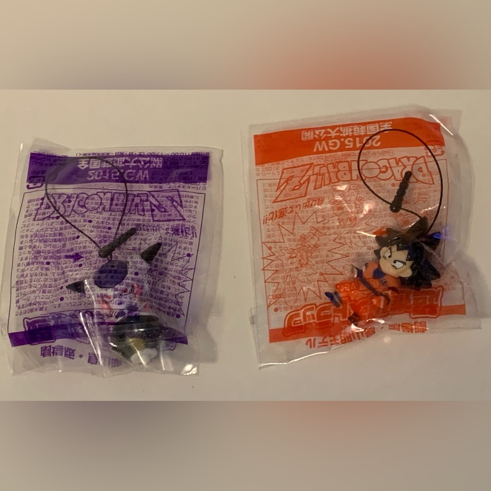 Dragon Ball Z Goku & Frieza phone strap dust plugs 2015.GW